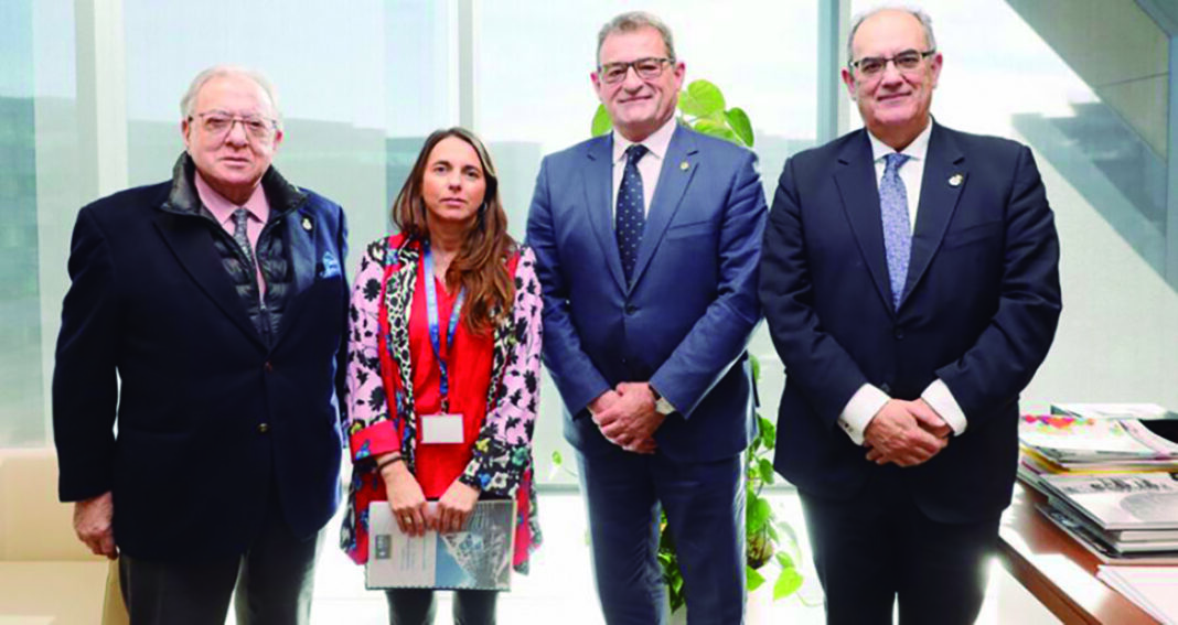 COFIAM y la Fundación AMA firman el acuerdo de la póliza de Responsabilidad Civil Profesional