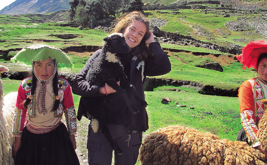 María Chacón durante el mes y medio que estuvo como voluntaria en Perú